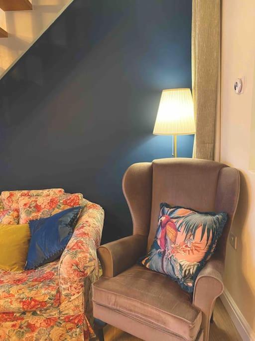 Wee Cottage - Super King Bed! Penpont 외부 사진
